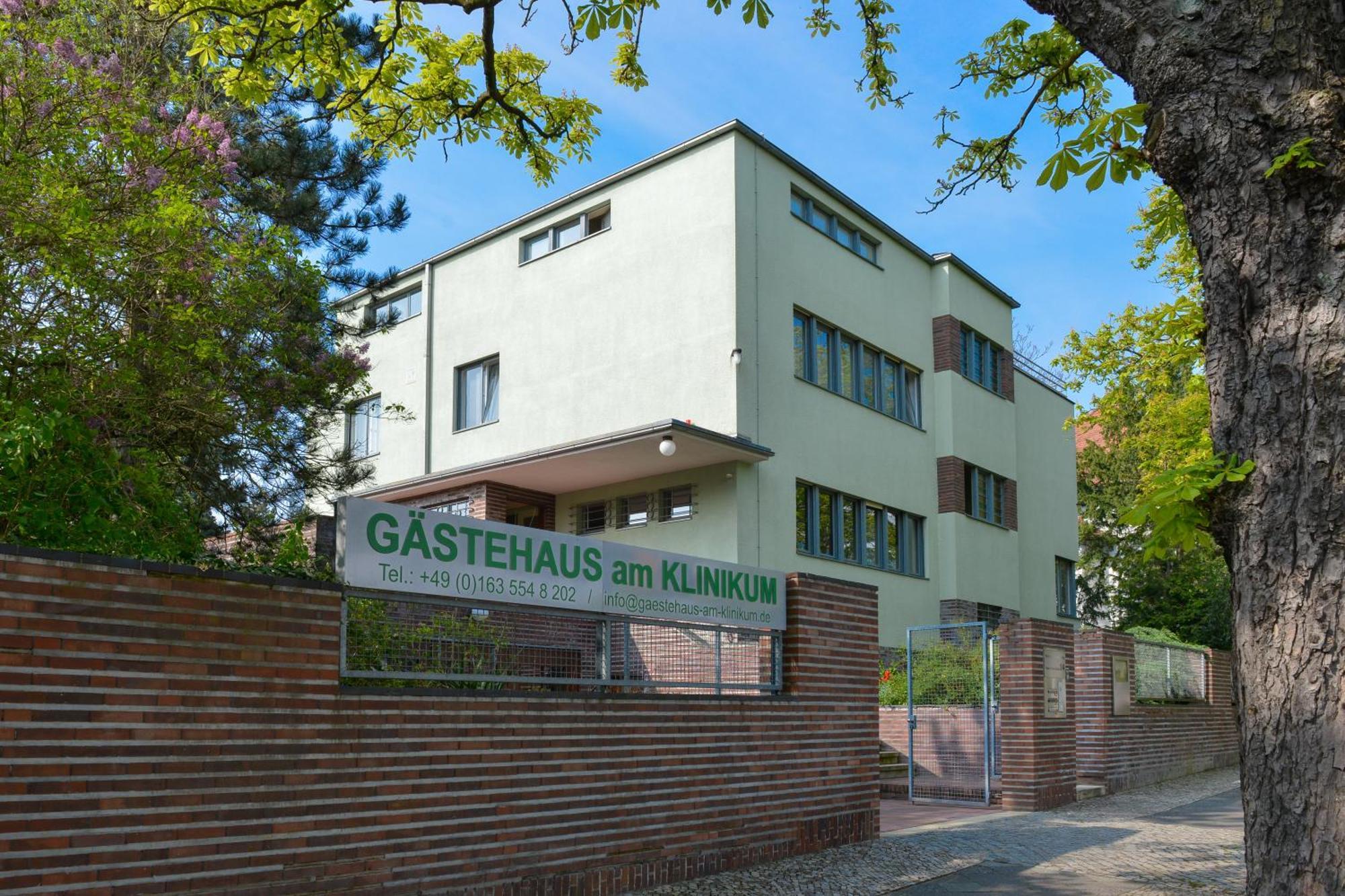 Gaestehaus Am Klinikum Halle  Exterior photo